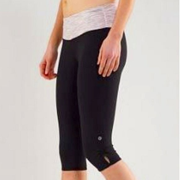 Lululemon Dhanurasana Keyhole - Picture 4 of 10